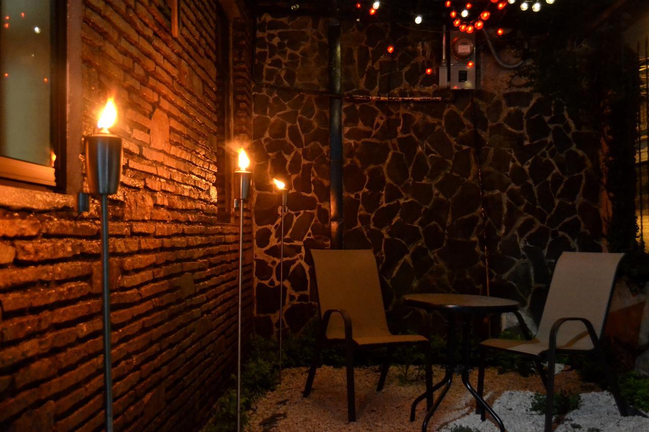 Hotel Casa Aura Cartago Exterior photo